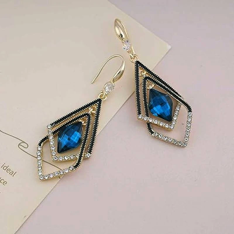 Retro Crystal Earrings - Image 4